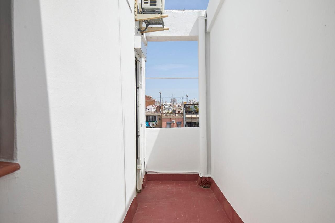 Fisa Rentals Aribau Barcelona Exteriér fotografie